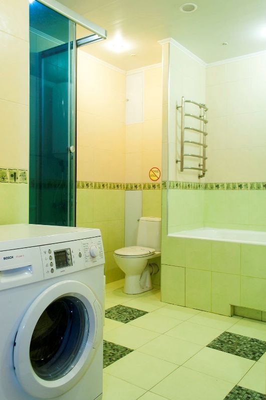 3-к. квартира в Киеве посуточно, ул. Озерная 8 #10