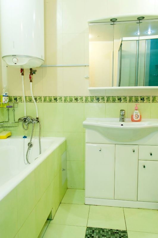 3-к. квартира в Киеве посуточно, ул. Озерная 8 #12