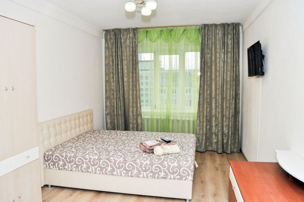 3-к. квартира посуточно в Киеве, ул. А. Архипенко... #3