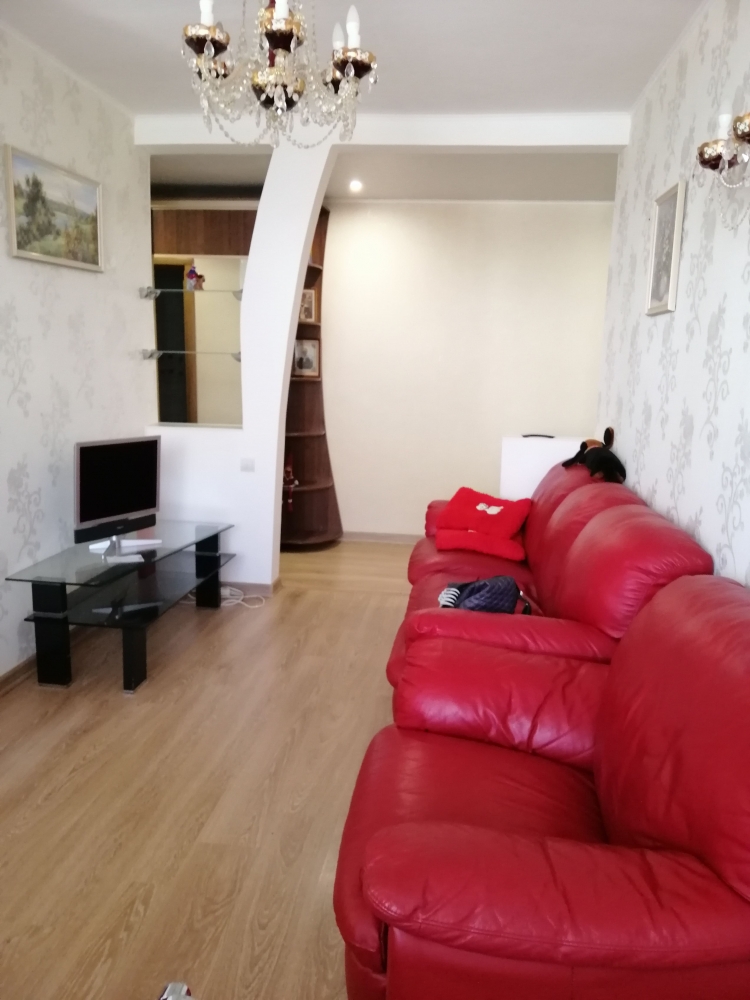 2 ком. квартира посуточно в центре Бердянска #7