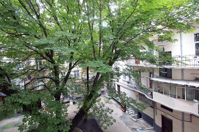 Deluxe Apartments, затишна квартира в центрі Львов... #25