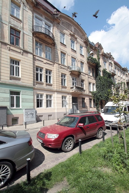 Deluxe Apartments, затишна квартира в центрі Львов... #31