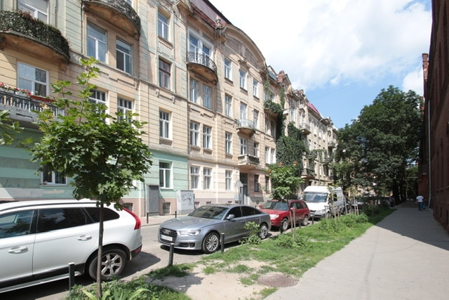 Deluxe Apartments, затишна квартира в центрі Львов... #36