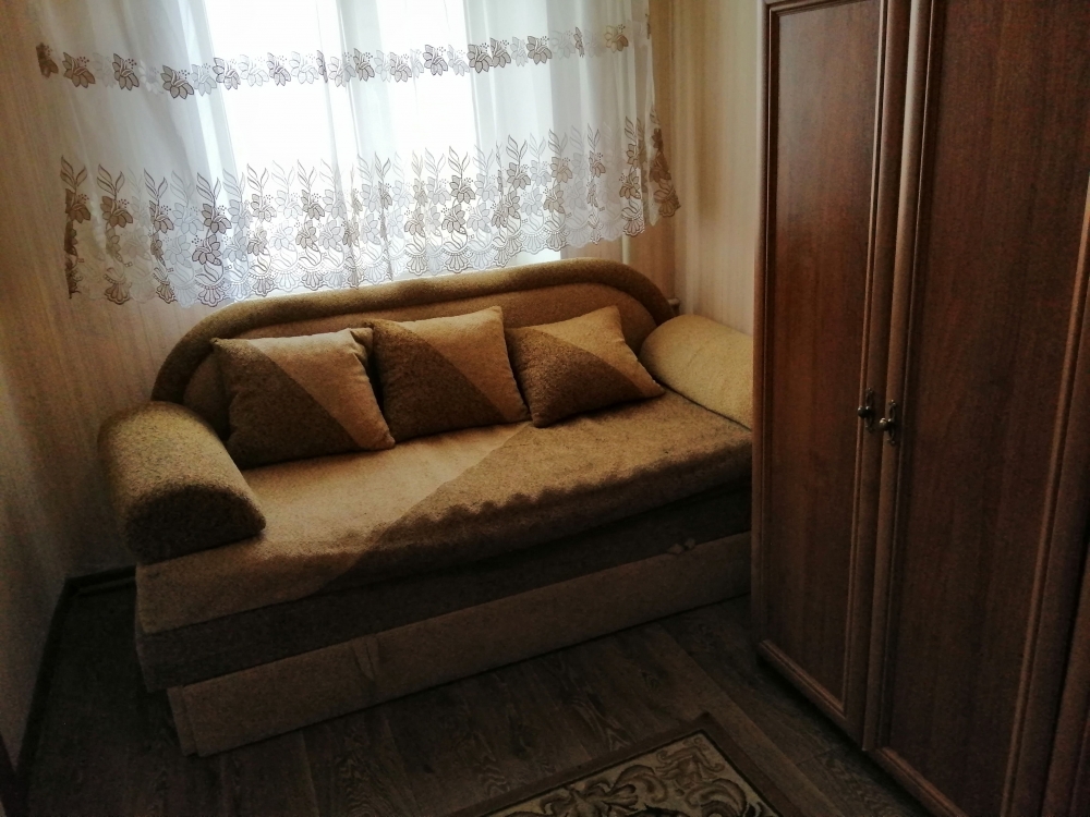 2 ком. квартира посуточно в центре Бердянска #7