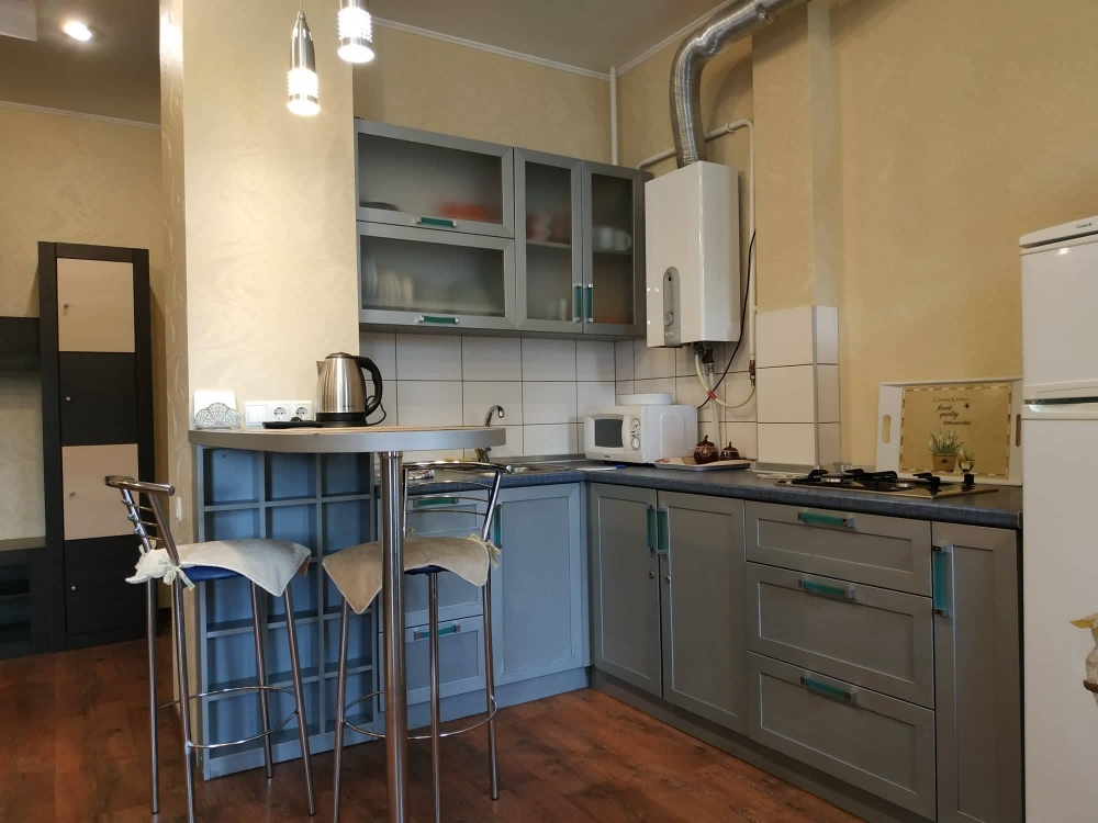 2х-комнатная студия с креслом-качалкой и отдельной... #2