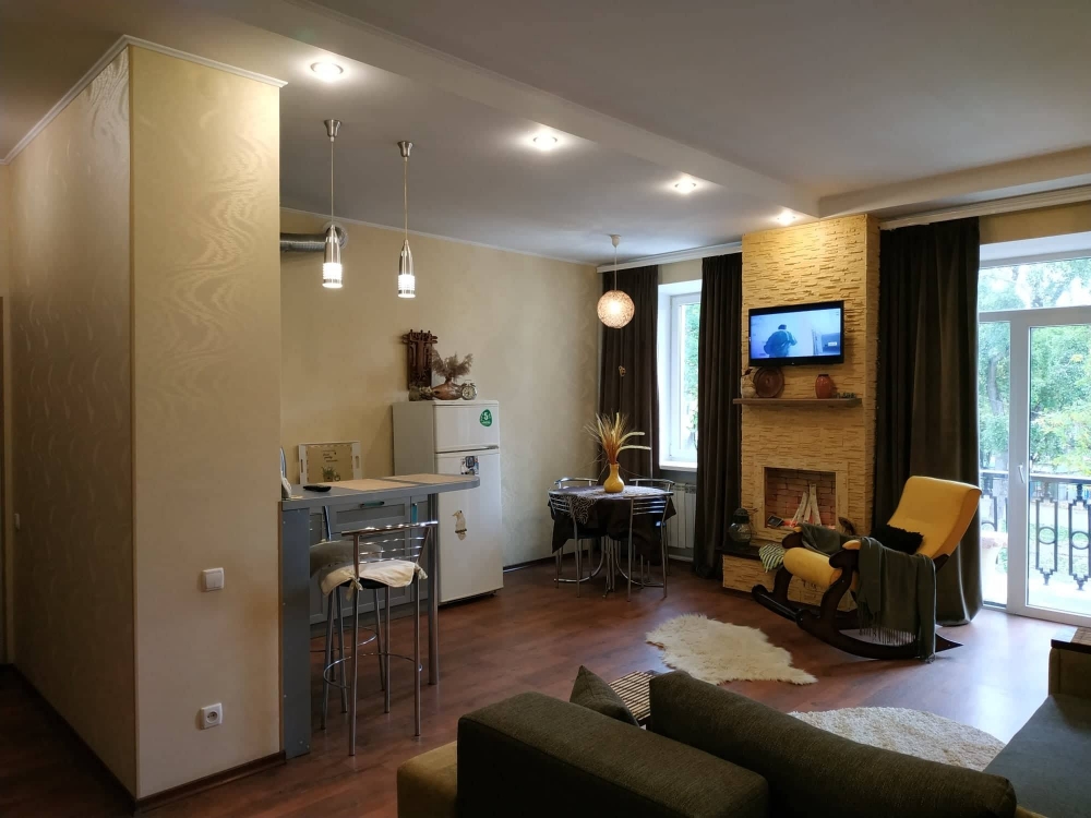 2х-комнатная студия с креслом-качалкой и отдельной... #7