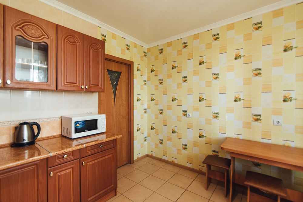 2 комнатная. Евроремонт. Центр. Р-н Макдональдса.... #4