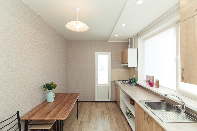 2 комн. 5 спальных мест. ЦУМ. Новострой на Петропа... #4