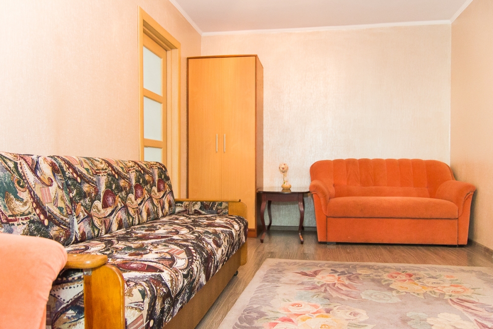 2 комнаты. Квартира посточно в центре. Евроремонт.... #13