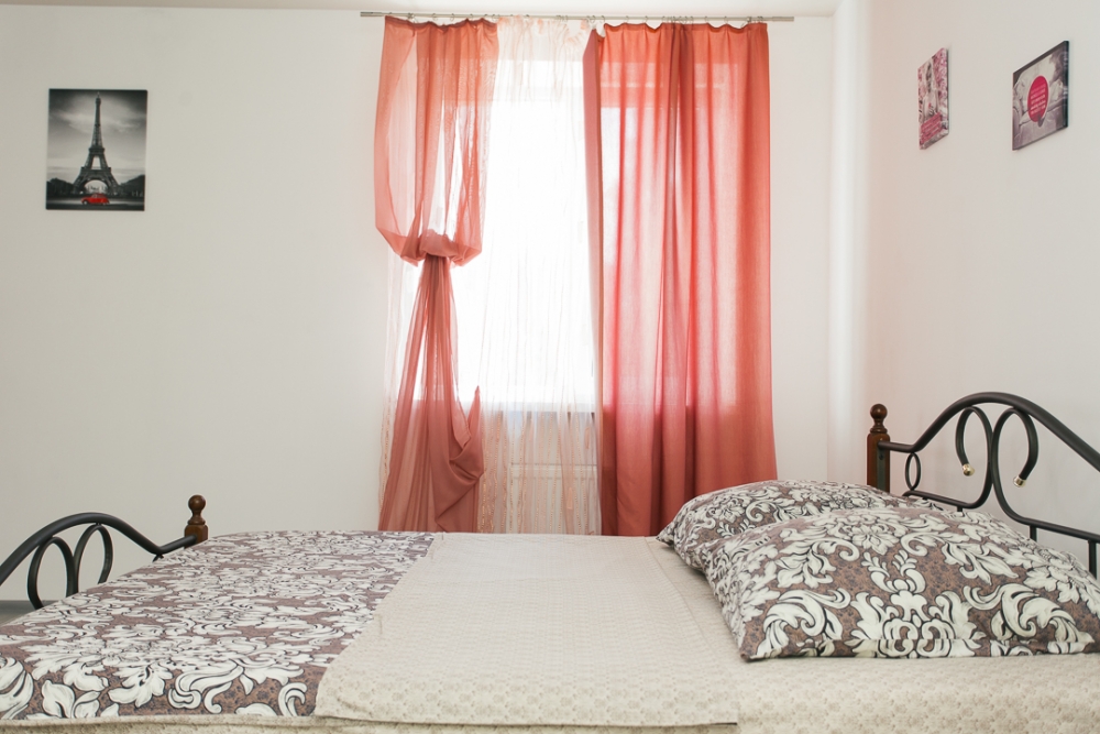 Квартира посуточно. Квартира почасово. ТЦ Мануфаку... #9