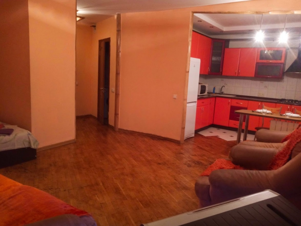 ПОСУТОЧНО, ПОЧАСОВО, НА НОЧЬ #4