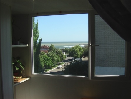 Сдам посуточно 1 ком. квартиру на ул. Парковой #7