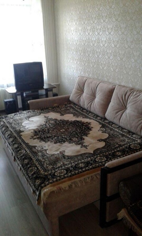 Сдам отличную 2-х комн.кв. в Бердянске рядом с мор... #2