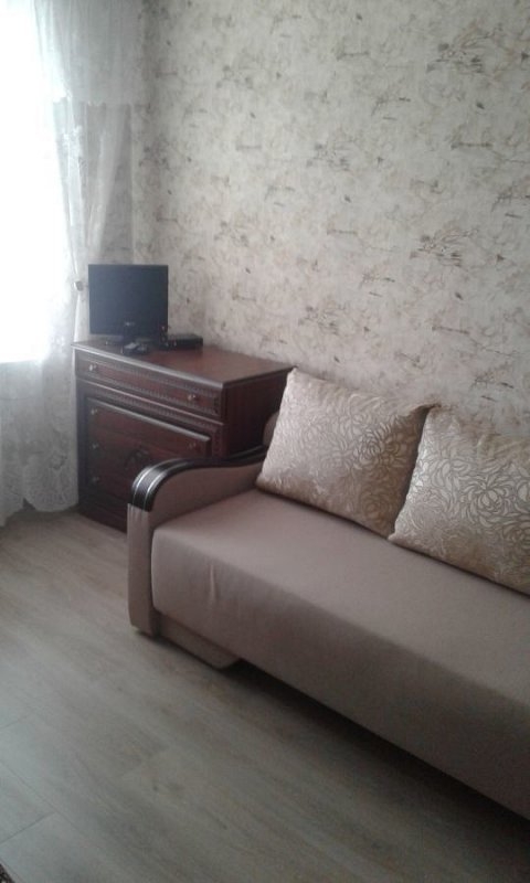 Сдам отличную 2-х комн.кв. в Бердянске рядом с мор... #8