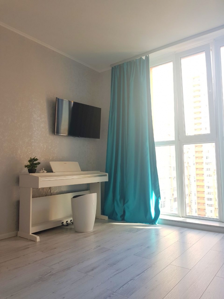 Отличная дизайнерская квартира на Оболони в красив... #11