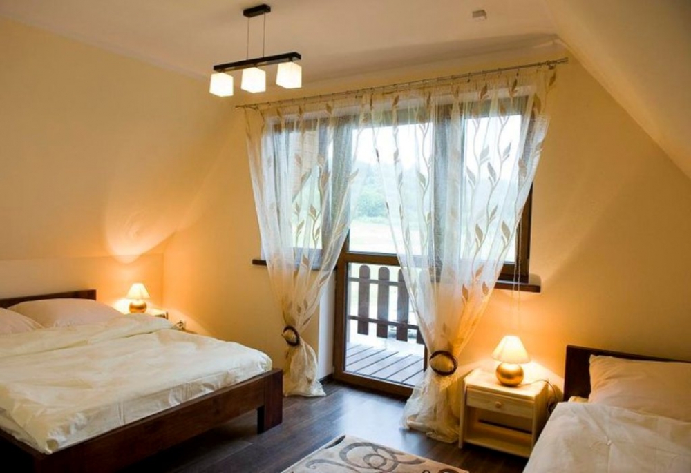 Яркий особнячек для большой культурной компании #7