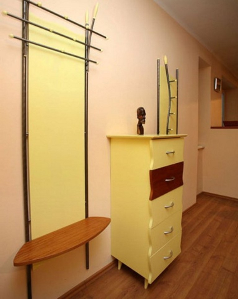 Яркий особнячек для большой культурной компании #14