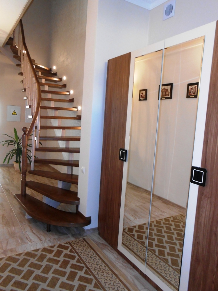 Просторный новопостроенный пятикомнатный трехэтажн... #10