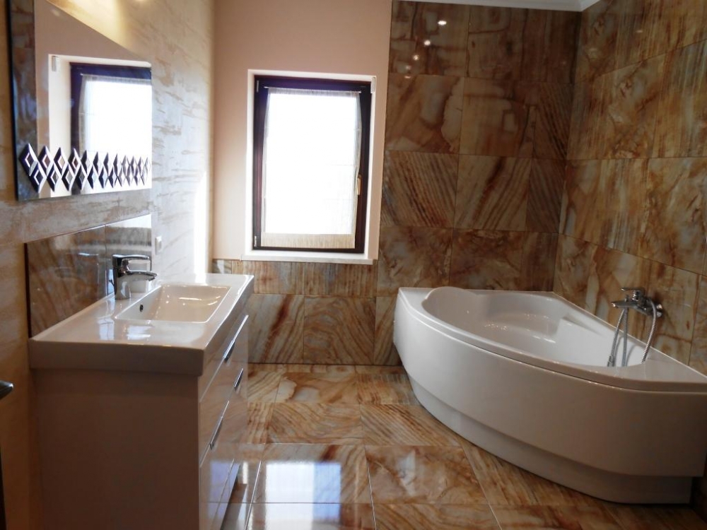 Просторный новопостроенный пятикомнатный трехэтажн... #17