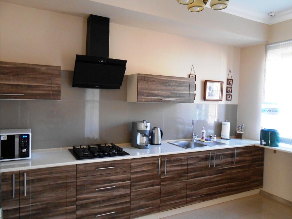 Просторный новопостроенный пятикомнатный трехэтажн... #32