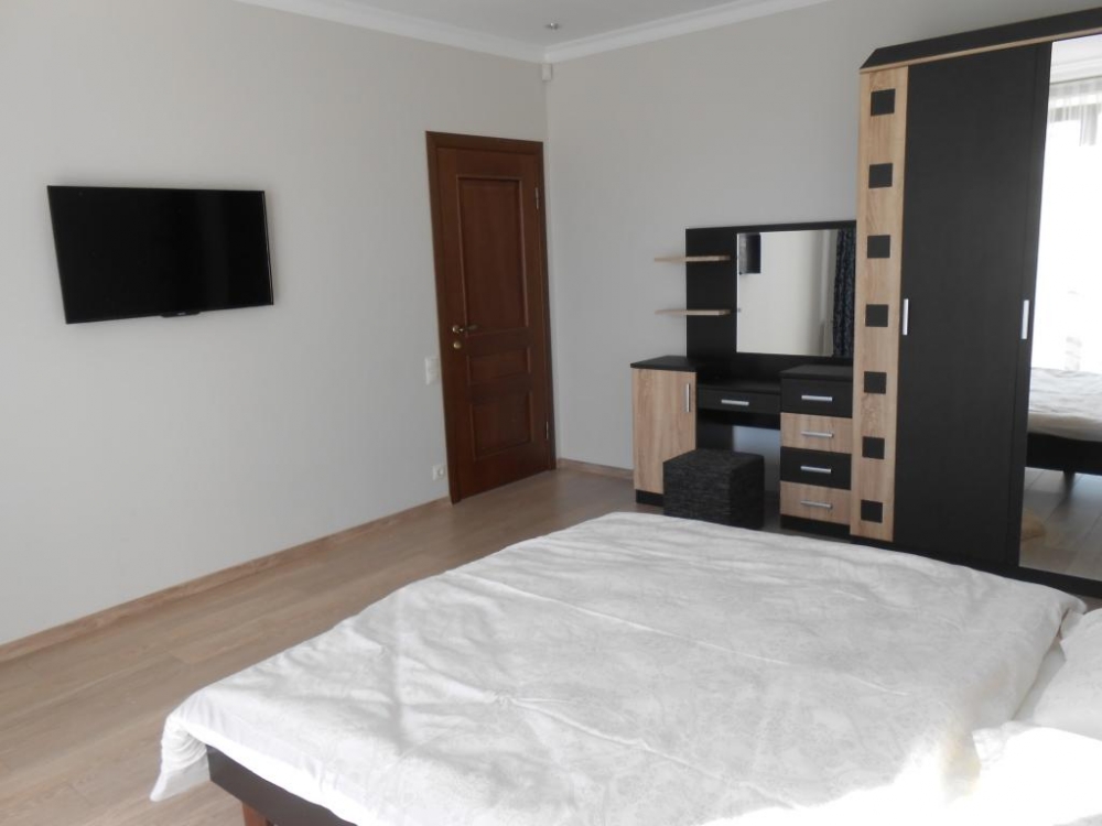 Просторный новопостроенный пятикомнатный трехэтажн... #39