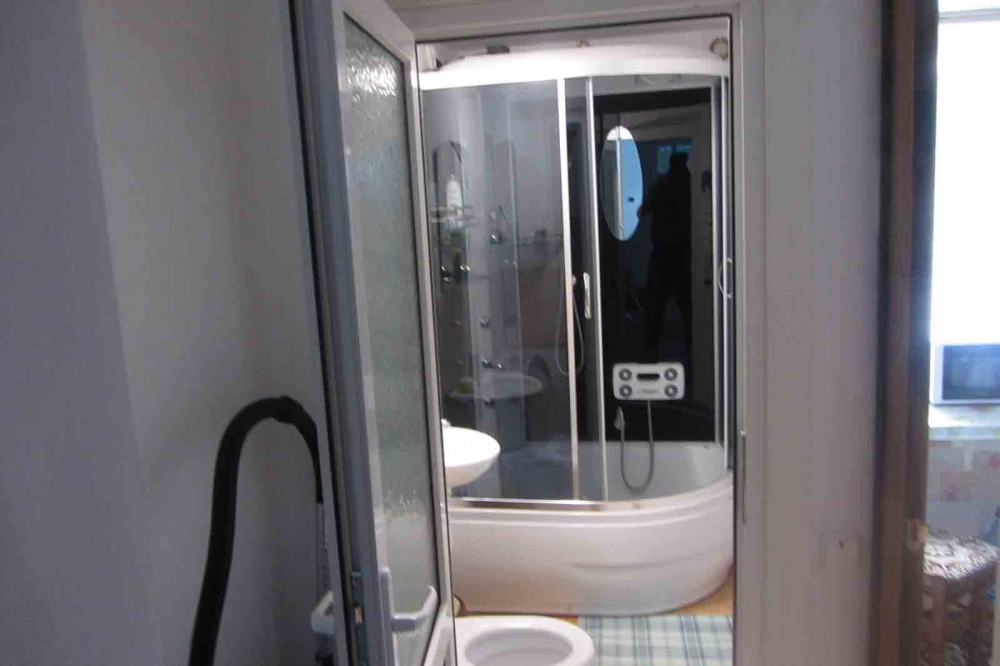 Кімнати, апартаменти з окремим входом #8