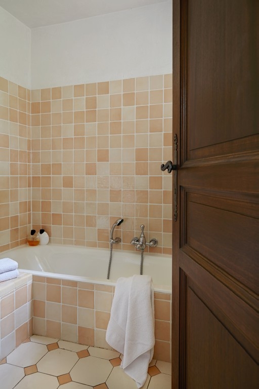 Большой дом в парковой зоне посуточно #17