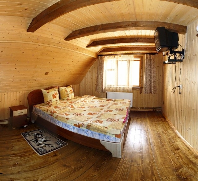  Паляница, частный двухэтажный деревянный дом гост... #6