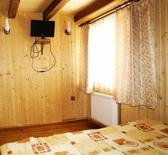  Паляница, частный двухэтажный деревянный дом гост... #8