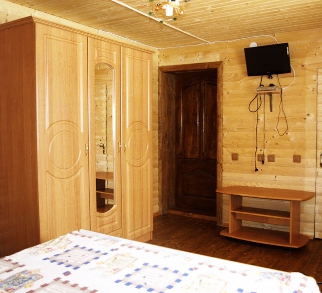  Паляница, частный двухэтажный деревянный дом гост... #10