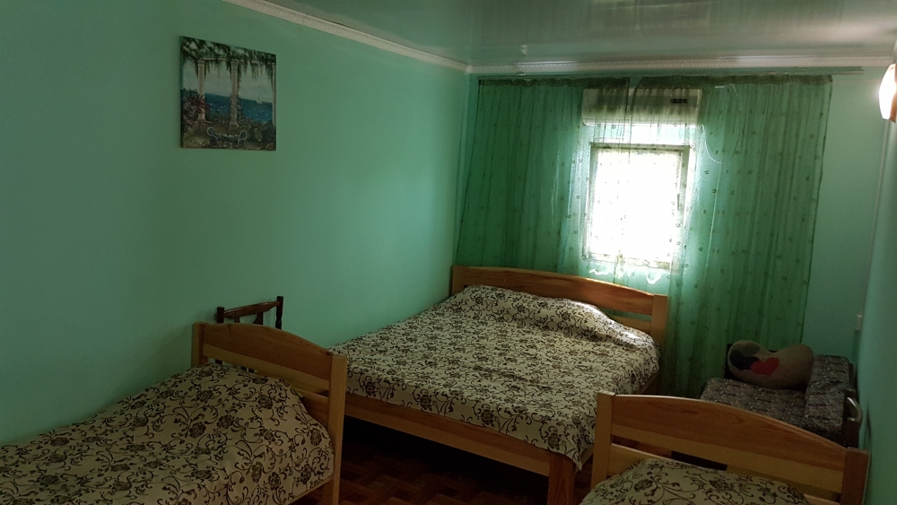 Домик в 50 метрах от моря (