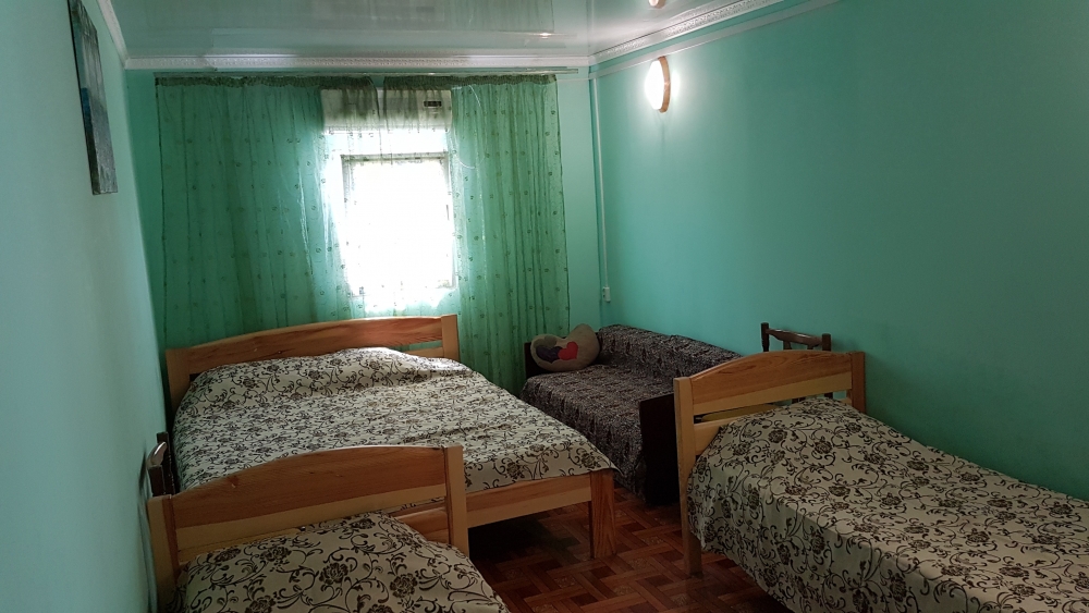 Домик в 50 метрах от моря (