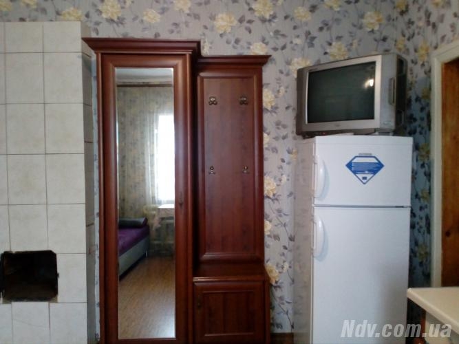 Сдам пол домика посуточно #5