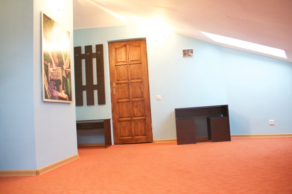 Затишний готель на 