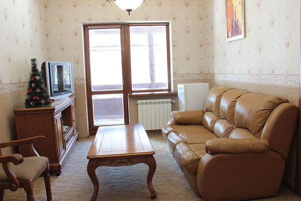 Отель «Піги» #4