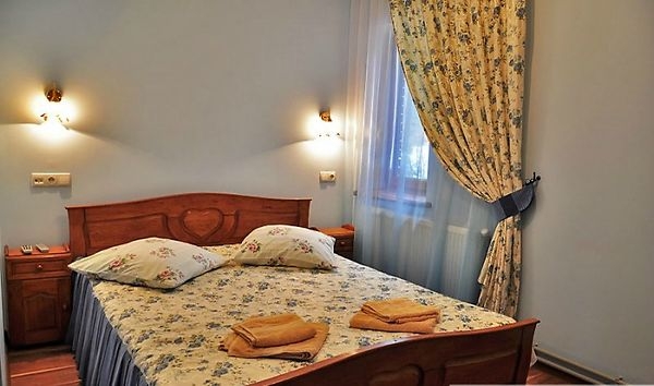 Усадьба «Гуцульські барви» #12