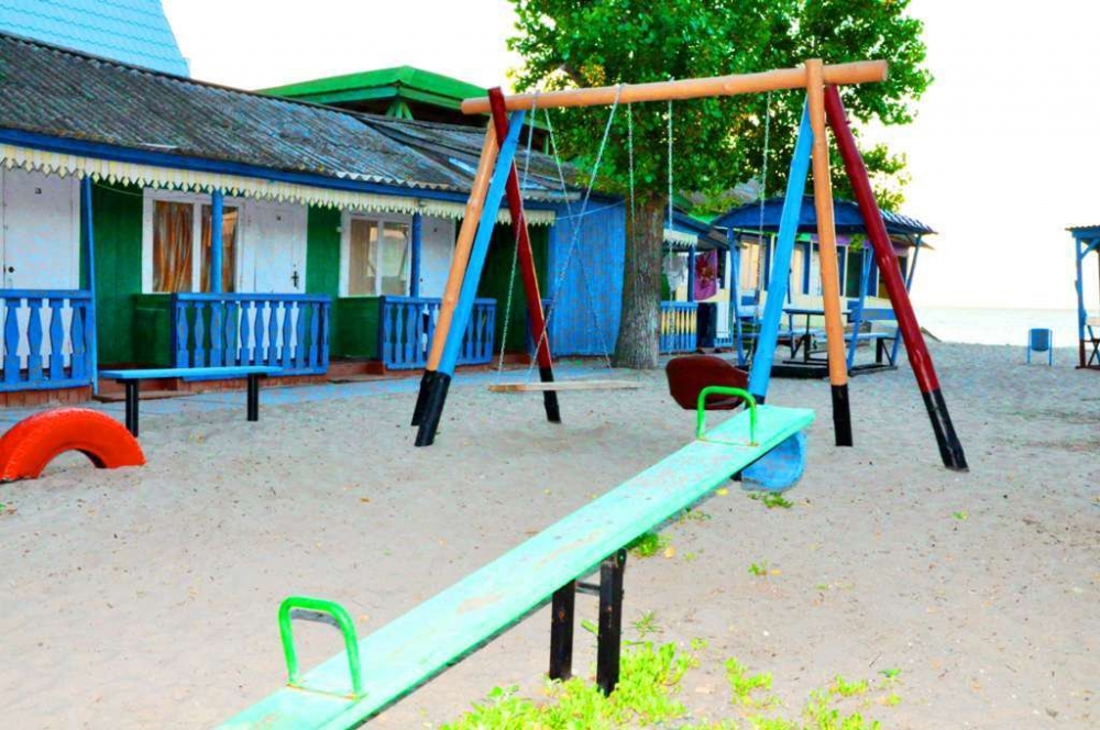 Затока Бугаз, номера у моря эконом класса #4