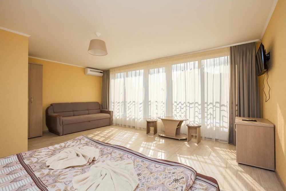 Яблуница. Новый отель. номера с понорамными окнами #4