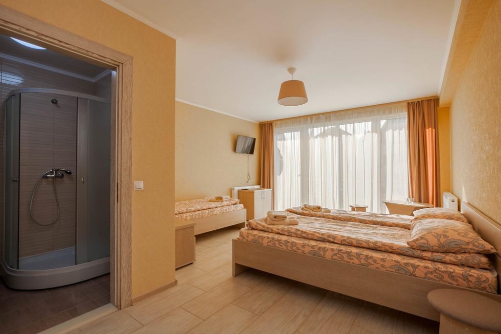 Яблуница. Новый отель. номера с понорамными окнами #6