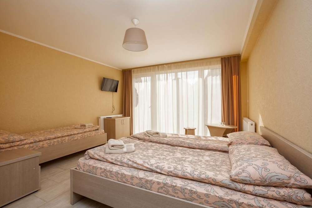 Яблуница. Новый отель. номера с понорамными окнами #7