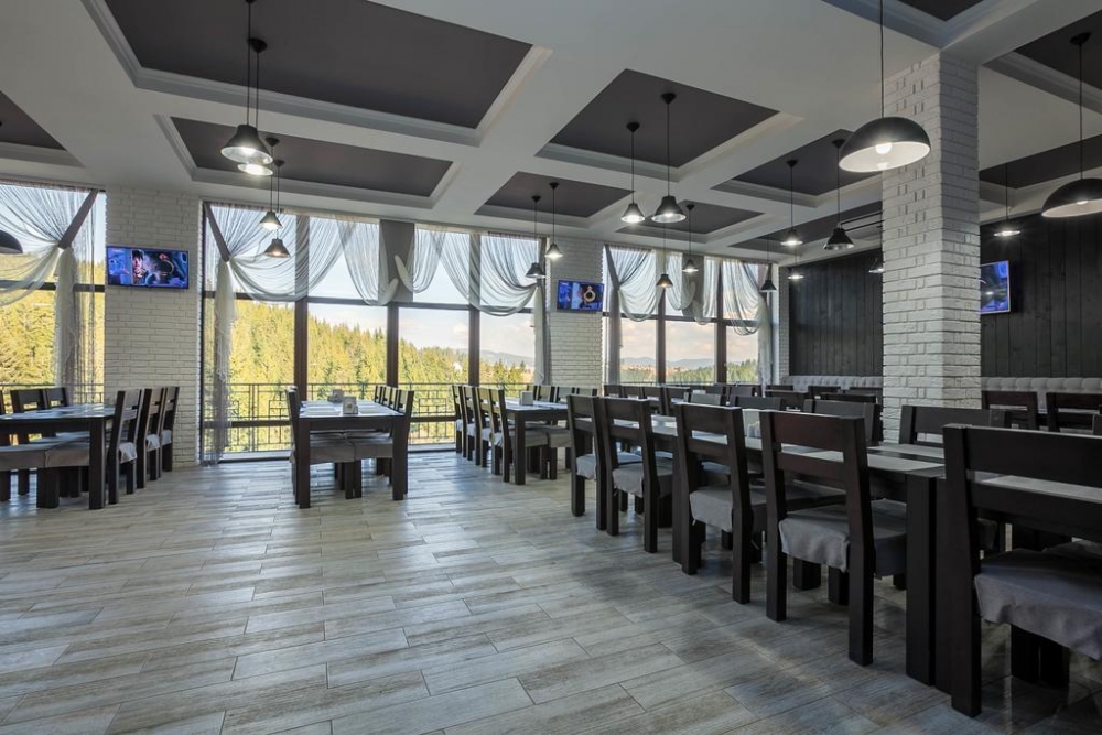 Яблуница. Новый отель. номера с понорамными окнами #9