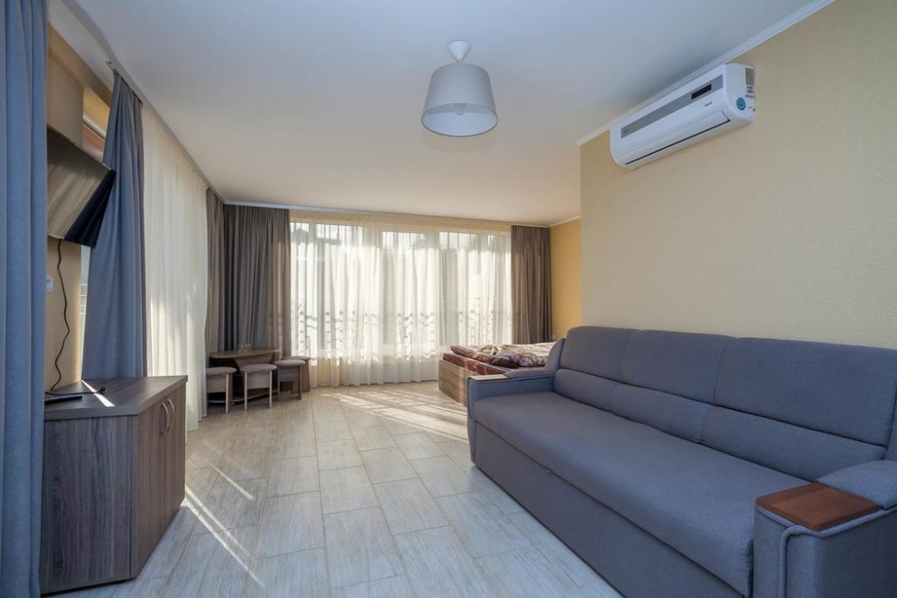 Яблуница. Новый отель. номера с понорамными окнами #15