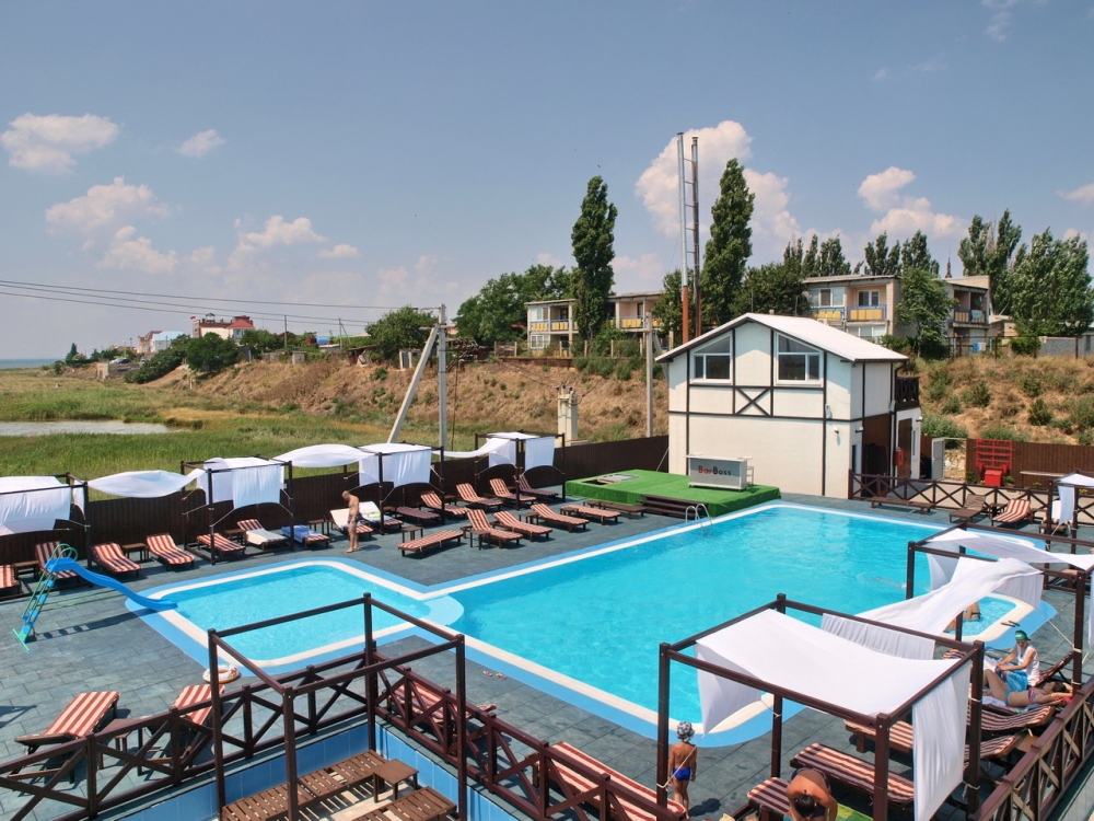 База отдыха Азов Шале (Azov le Chalet) #2