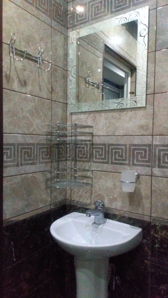 Центр города, рядом бювет #17