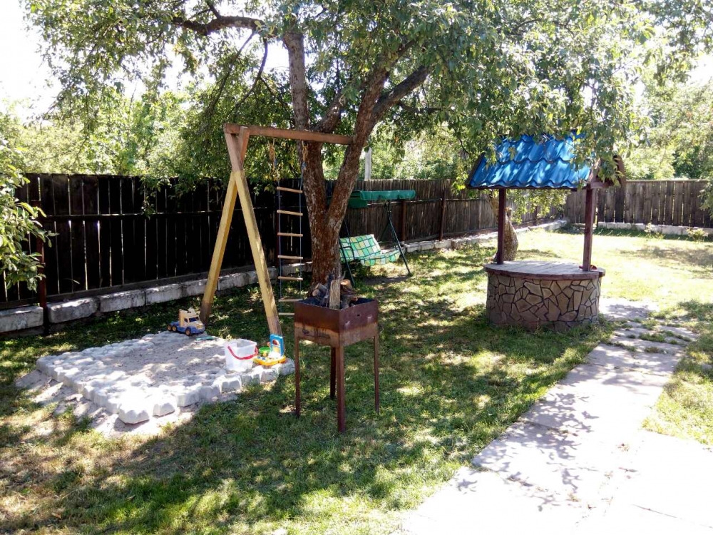 Сдам уютный дом со всеми удобствами и большим двор... #2