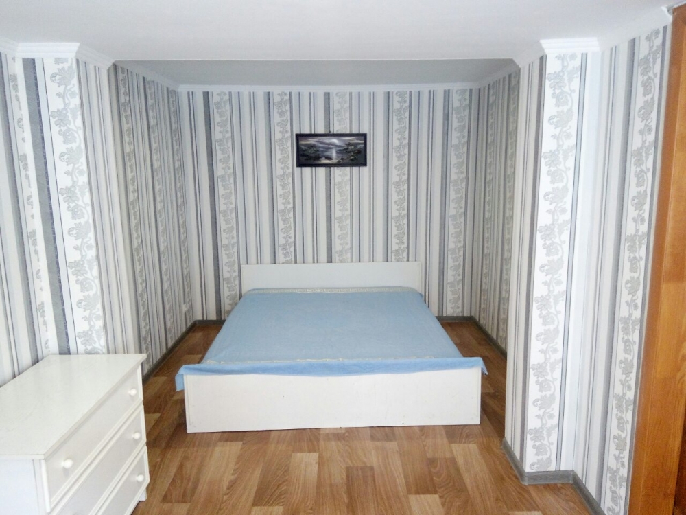 Сдам уютный дом со всеми удобствами и большим двор... #4