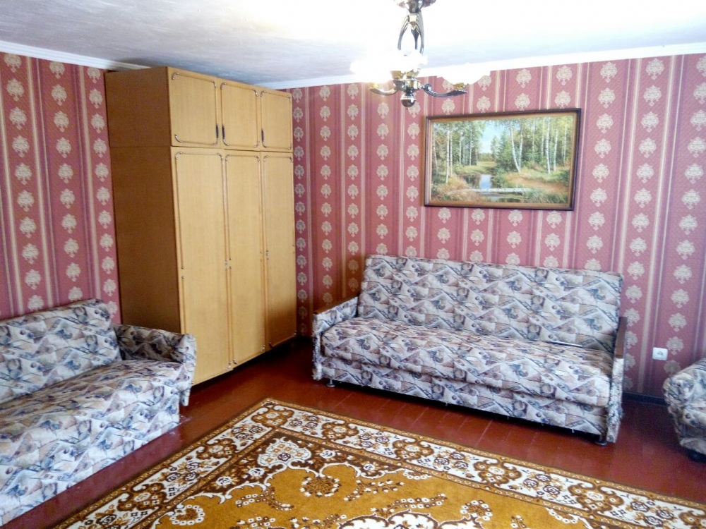 Сдам уютный дом со всеми удобствами и большим двор... #9