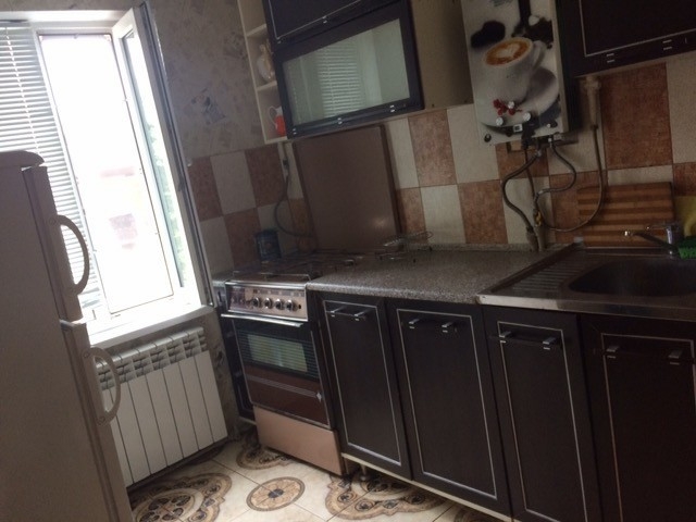 Сдам дом (евроремонт) с мангальной, отдельным двор... #9