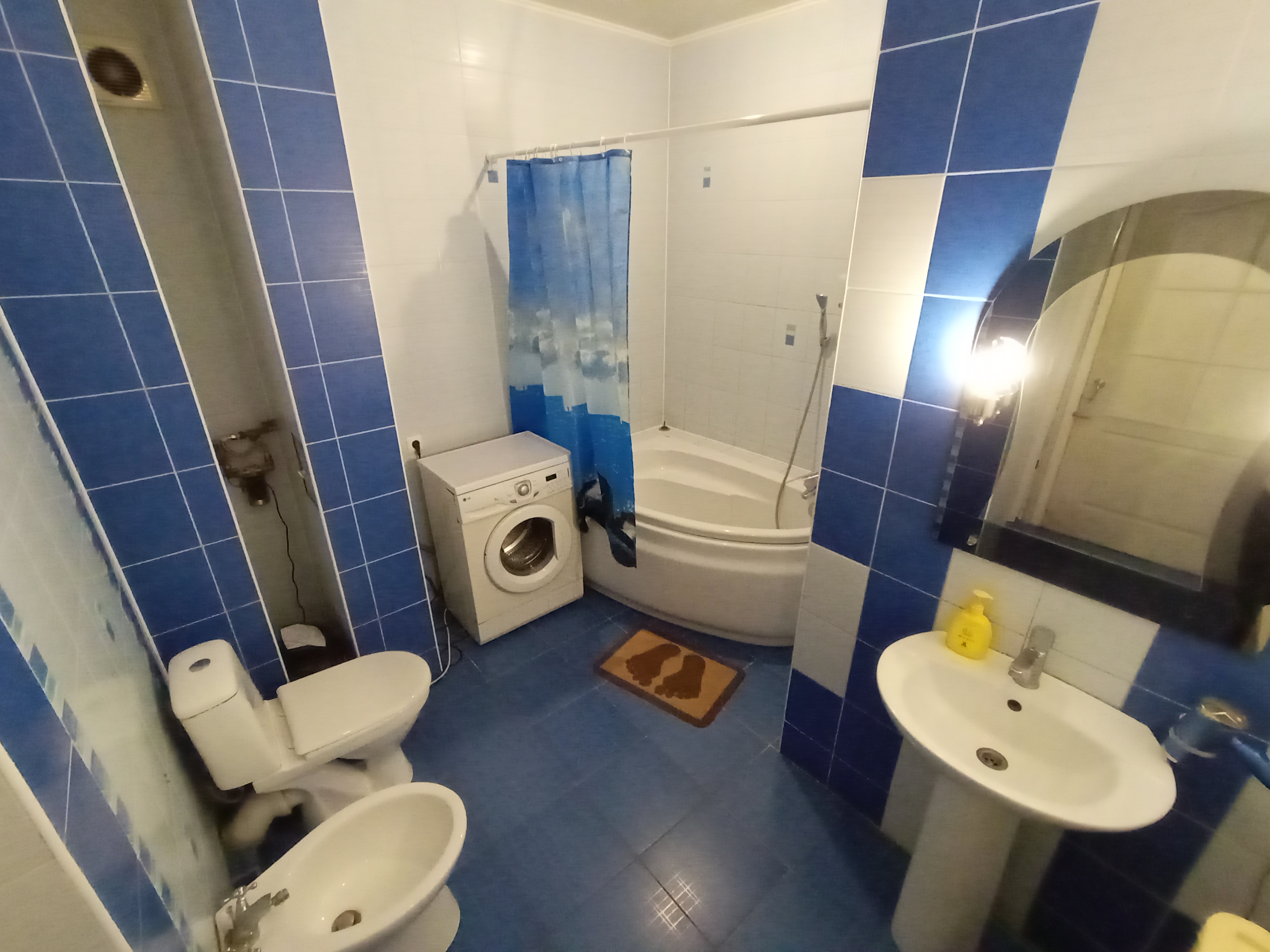 Посуточно 3х. комнатная квартира в центре Харькова #8