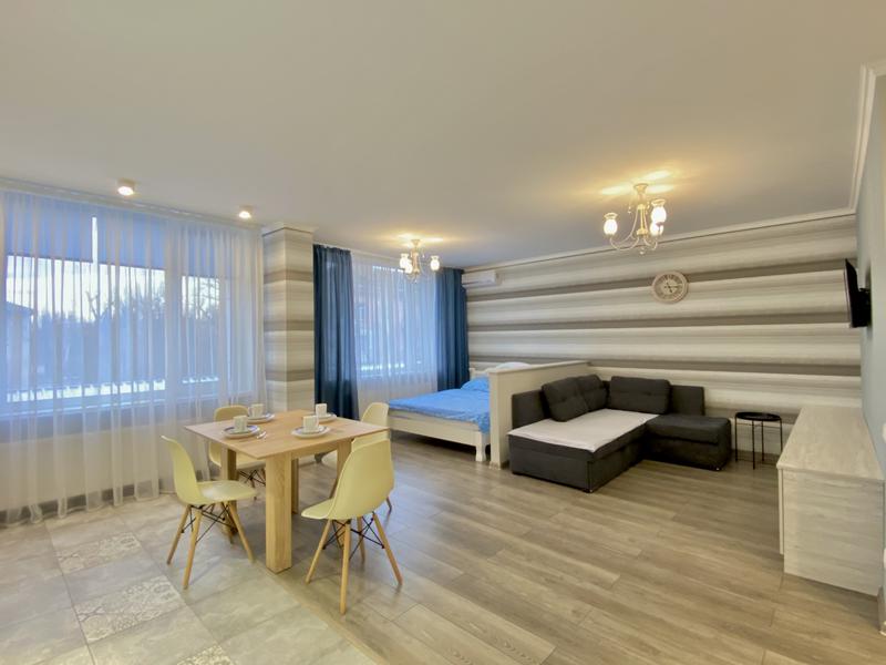 Современная, светлая, уютная квартира в центре Хер... #10